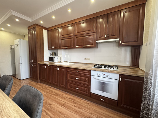 Продам трехкомнатную (3-комн.) квартиру, 9 Апреля ул, 88ка, Калининград г