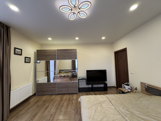 Продам трехкомнатную (3-комн.) квартиру, 9 Апреля ул, 88ка, Калининград г