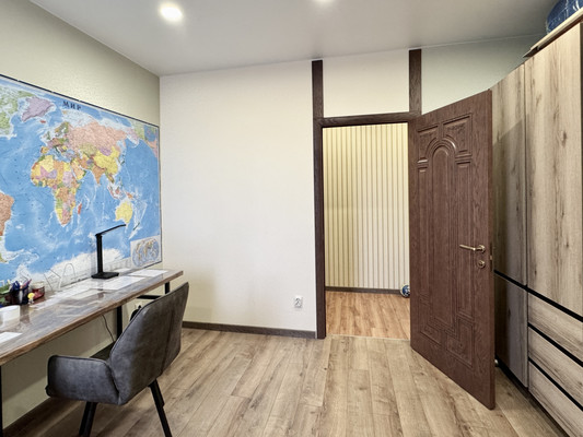 Продам трехкомнатную (3-комн.) квартиру, 9 Апреля ул, 88ка, Калининград г