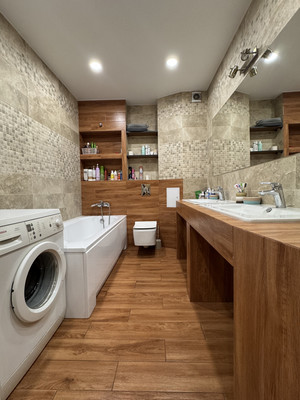 Продам трехкомнатную (3-комн.) квартиру, 9 Апреля ул, 88ка, Калининград г