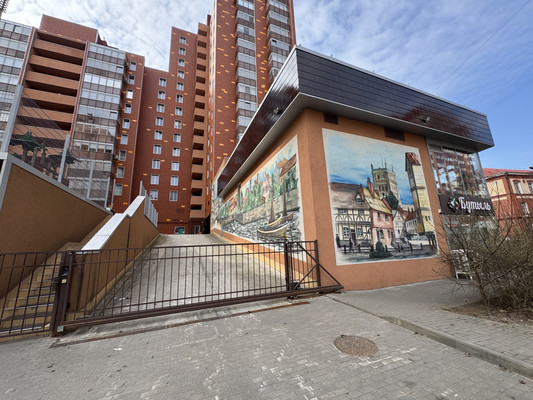 Продам трехкомнатную (3-комн.) квартиру, 9 Апреля ул, 88ка, Калининград г