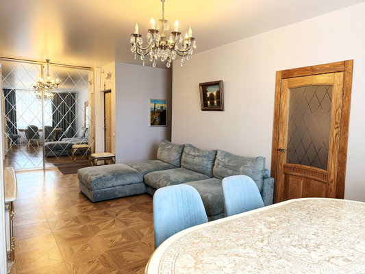 Продам трехкомнатную (3-комн.) квартиру, Ворошилова ул, 25Ак1, Санкт-Петербург г