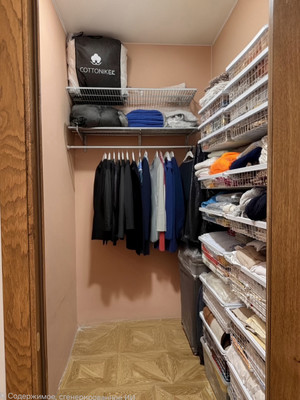 Продам трехкомнатную (3-комн.) квартиру, Ворошилова ул, 25Ак1, Санкт-Петербург г