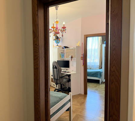 Продам трехкомнатную (3-комн.) квартиру, Ворошилова ул, 25Ак1, Санкт-Петербург г