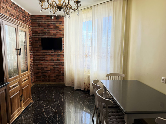 Продам трехкомнатную (3-комн.) квартиру, Ворошилова ул, 25Ак1, Санкт-Петербург г