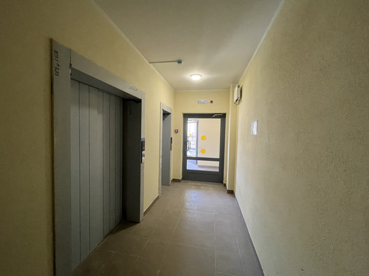 Продам двухкомнатную (2-комн.) квартиру, Ванеева ул, 40А, Нижний Новгород г