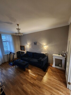 Продам трехкомнатную (3-комн.) квартиру, Стратонавтов проезд, 9, Москва г