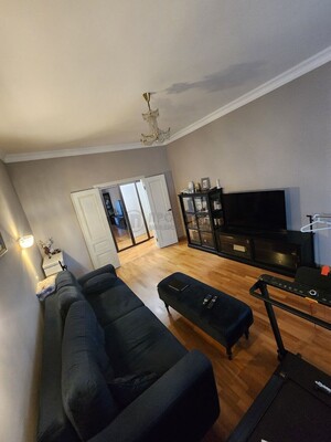 Продам трехкомнатную (3-комн.) квартиру, Стратонавтов проезд, 9, Москва г