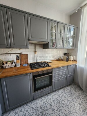 Продам трехкомнатную (3-комн.) квартиру, Стратонавтов проезд, 9, Москва г