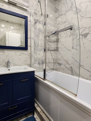 Продам трехкомнатную (3-комн.) квартиру, Стратонавтов проезд, 9, Москва г