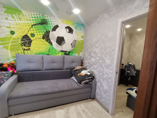 Продам трехкомнатную (3-комн.) квартиру, Осенний проезд, 7, Липецк г