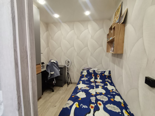 Продам трехкомнатную (3-комн.) квартиру, Осенний проезд, 7, Липецк г