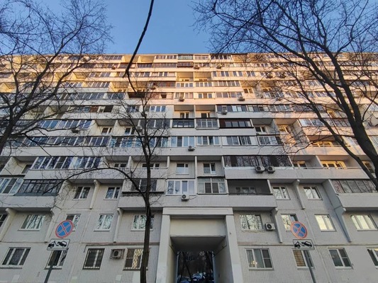 Продам однокомнатную (1-комн.) квартиру, Россошанский проезд, 2к3, Москва г