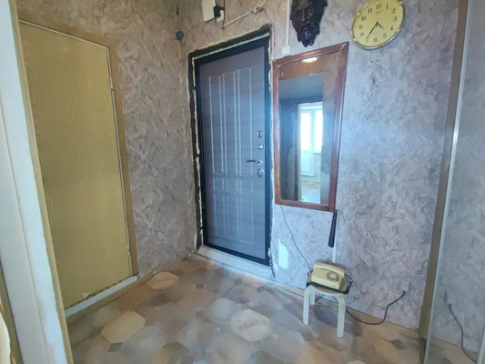 Продам однокомнатную (1-комн.) квартиру, Россошанский проезд, 2к3, Москва г