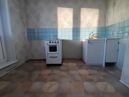 Продам однокомнатную (1-комн.) квартиру, Россошанский проезд, 2к3, Москва г