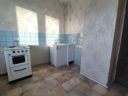 Продам однокомнатную (1-комн.) квартиру, Россошанский проезд, 2к3, Москва г