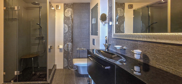 Продам многокомнатную квартиру, Береговая (Шувалово тер.) ул, 18к1, Санкт-Петербург г