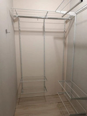 Продам двухкомнатную (2-комн.) квартиру, Петровский б-р, 5, Мурино п