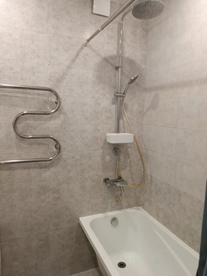 Продам двухкомнатную (2-комн.) квартиру, Петровский б-р, 5, Мурино п