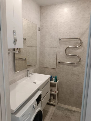 Продам двухкомнатную (2-комн.) квартиру, Петровский б-р, 5, Мурино п