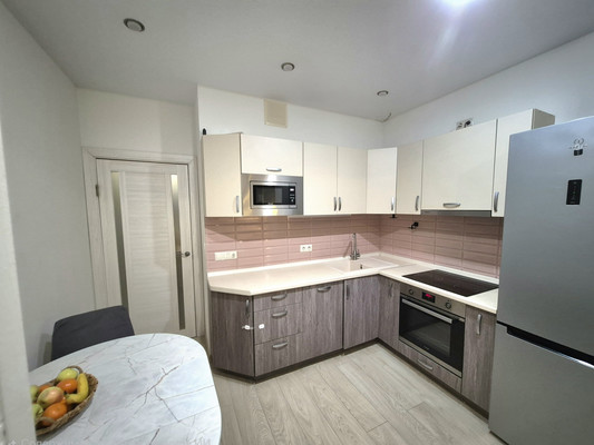 Продам двухкомнатную (2-комн.) квартиру, М.К.Тихонравова (Юбилейный мкр) ул, 35к1, Королев г