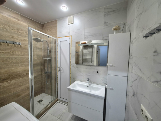 Продам двухкомнатную (2-комн.) квартиру, М.К.Тихонравова (Юбилейный мкр) ул, 35к1, Королев г