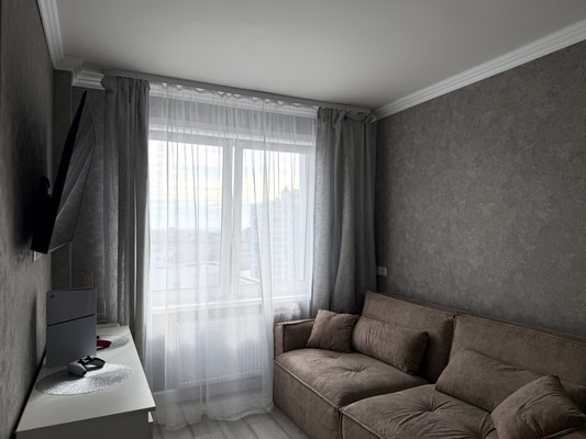 Продам двухкомнатную (2-комн.) квартиру, Красные Казармы ул, 69, Пермь г