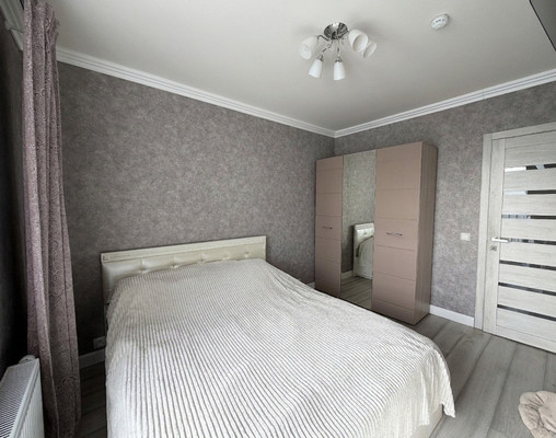 Продам двухкомнатную (2-комн.) квартиру, Красные Казармы ул, 69, Пермь г