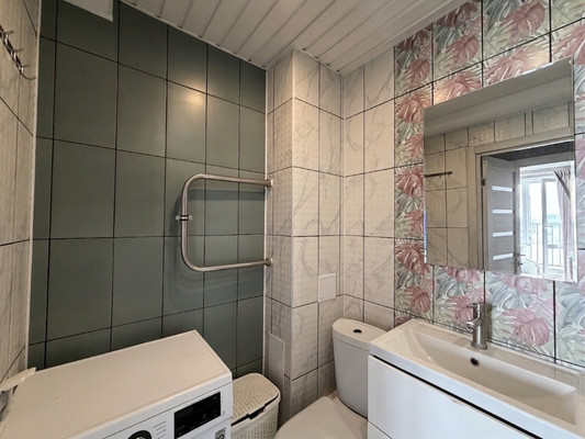 Продам двухкомнатную (2-комн.) квартиру, Красные Казармы ул, 69, Пермь г