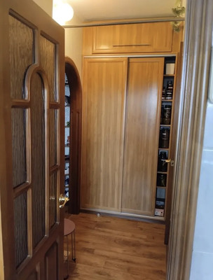 Продам двухкомнатную (2-комн.) квартиру, Весенняя ул, 6, Волгодонск г