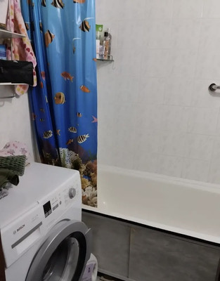 Продам двухкомнатную (2-комн.) квартиру, Весенняя ул, 6, Волгодонск г