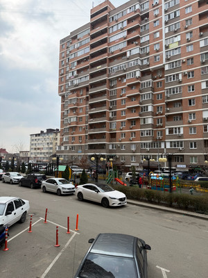 Сдам однокомнатную (1-комн.) квартиру, Заполярная ул, 37к3, Краснодар г