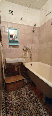 Продам трехкомнатную (3-комн.) квартиру, Зубковой ул, 21к3, Рязань г