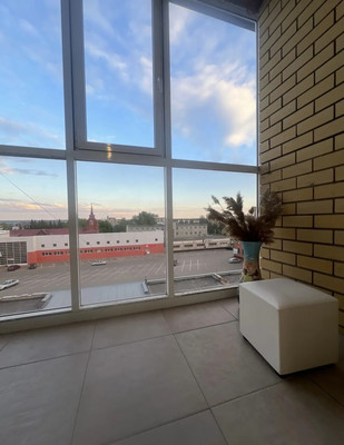 Продам двухкомнатную (2-комн.) квартиру, Луначарского ул, 70к1, Ишим г