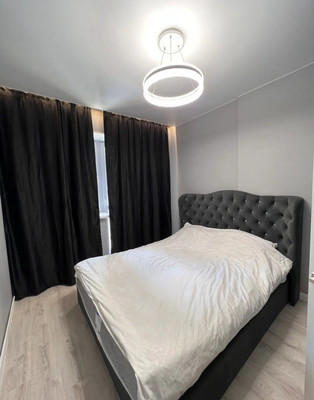 Продам двухкомнатную (2-комн.) квартиру, Луначарского ул, 70к1, Ишим г