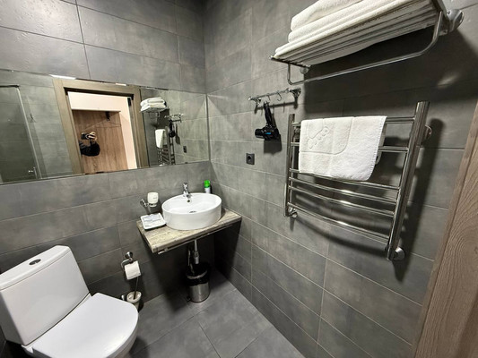 Продам однокомнатную (1-комн.) квартиру, Тургенева ул, 252, Анапа г