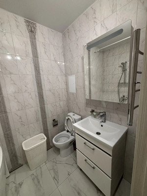 Продам двухкомнатную (2-комн.) квартиру, Ленинградская ул, 9В, Волгодонск г