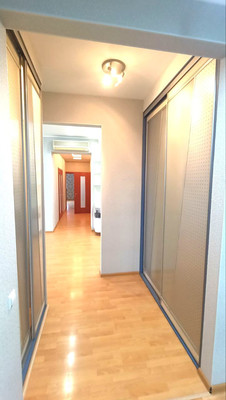 Продам трехкомнатную (3-комн.) квартиру, Комсомольская ул, 29, Ханты-Мансийск г