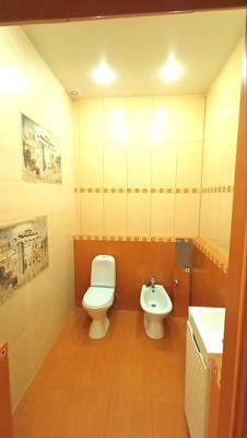 Продам трехкомнатную (3-комн.) квартиру, Комсомольская ул, 29, Ханты-Мансийск г