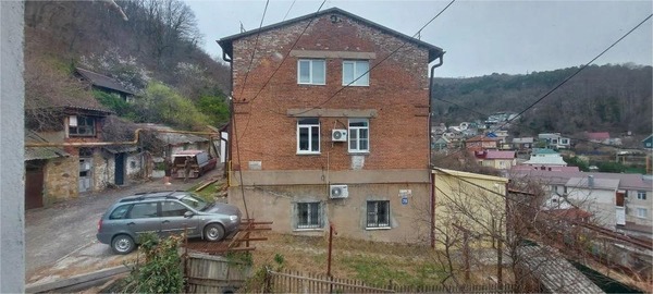 Продам однокомнатную (1-комн.) квартиру, Гражданский пер, 27, Туапсе г