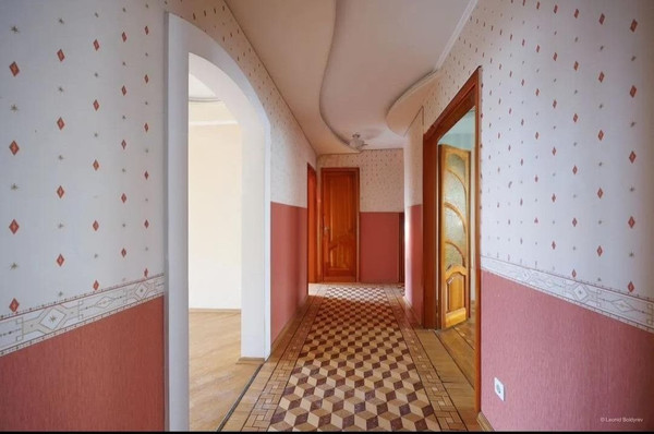 Продам многокомнатную квартиру, Ковыльная ул, 78, Симферополь г