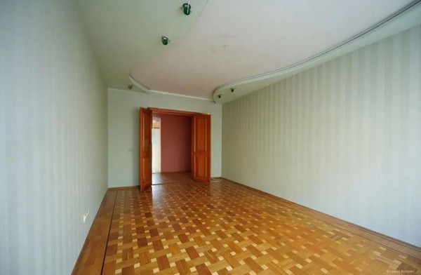 Продам многокомнатную квартиру, Ковыльная ул, 78, Симферополь г