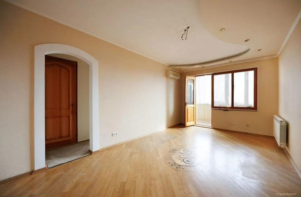 Продам многокомнатную квартиру, Ковыльная ул, 78, Симферополь г