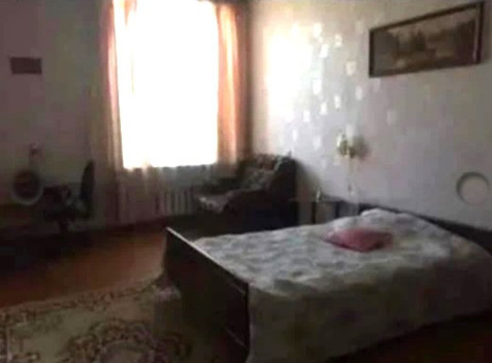 Продам трехкомнатную (3-комн.) квартиру, Железнодорожная ул, 9/15, Горьковская тер.