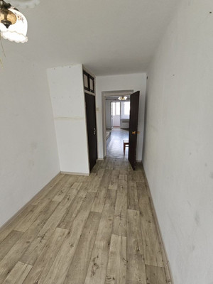 Продам двухкомнатную (2-комн.) квартиру, Гагарина ул, 34, Симферополь г