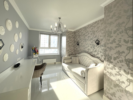 Продам трехкомнатную (3-комн.) квартиру, Революции ул, 22, Пермь г