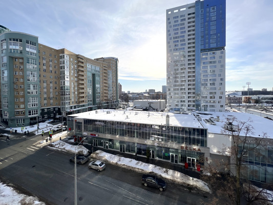 Продам трехкомнатную (3-комн.) квартиру, Революции ул, 22, Пермь г