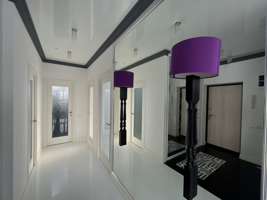 Продам трехкомнатную (3-комн.) квартиру, Революции ул, 22, Пермь г