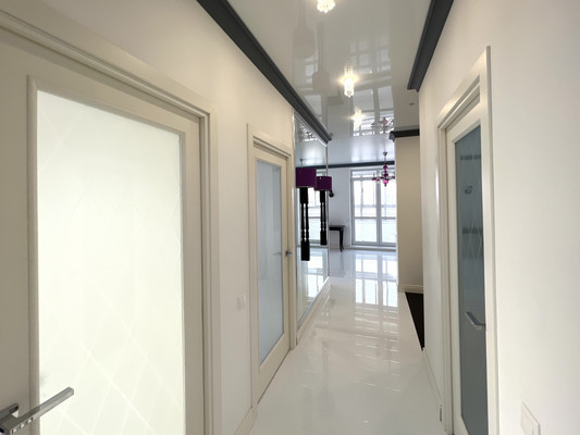 Продам трехкомнатную (3-комн.) квартиру, Революции ул, 22, Пермь г