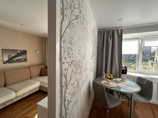 Продам однокомнатную (1-комн.) квартиру, Нефтяников ул, 13, Полазна пгт